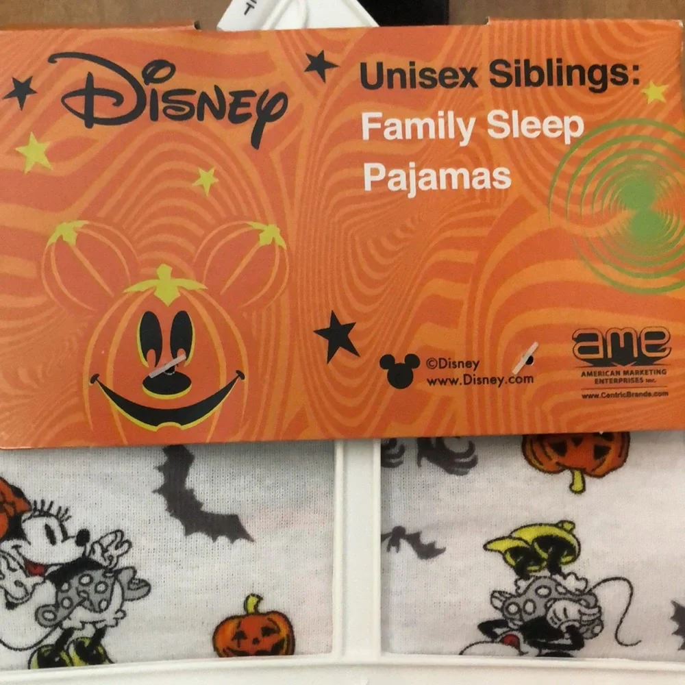 Disney Mickey Minnie Mouse Halloween 2 piece sleep PJ’s gender neutral